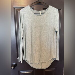 Under Armour lounge, size M- light green.